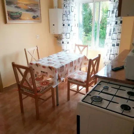 Turistico En Apartment *